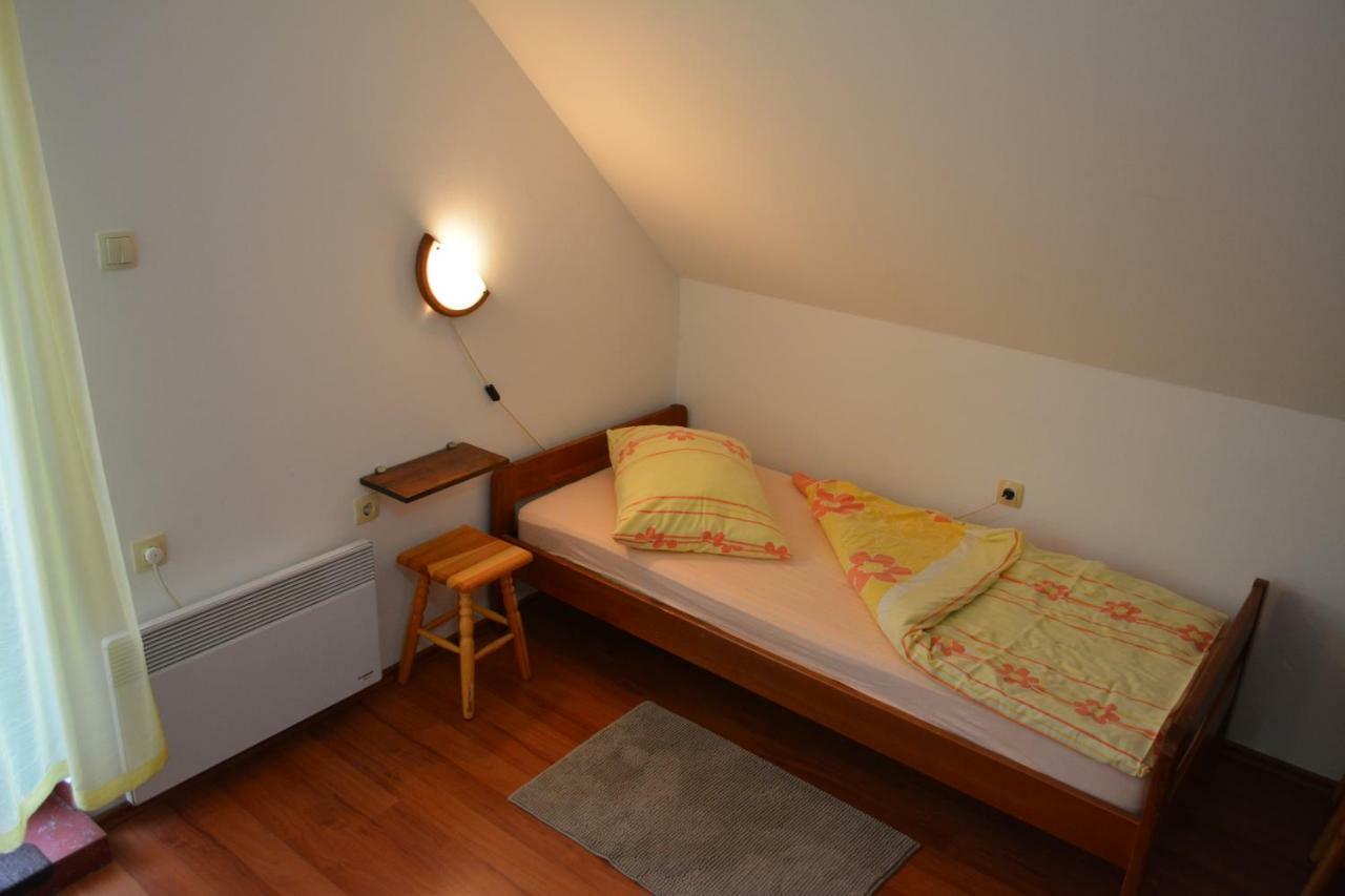 Holiday Home Coprnicka Hisa Skrad 외부 사진
